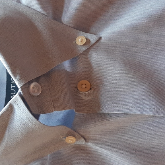 Light Blue Nautica Cotton 16½ 32/33 Dress Shirt - Picture 4 of 6